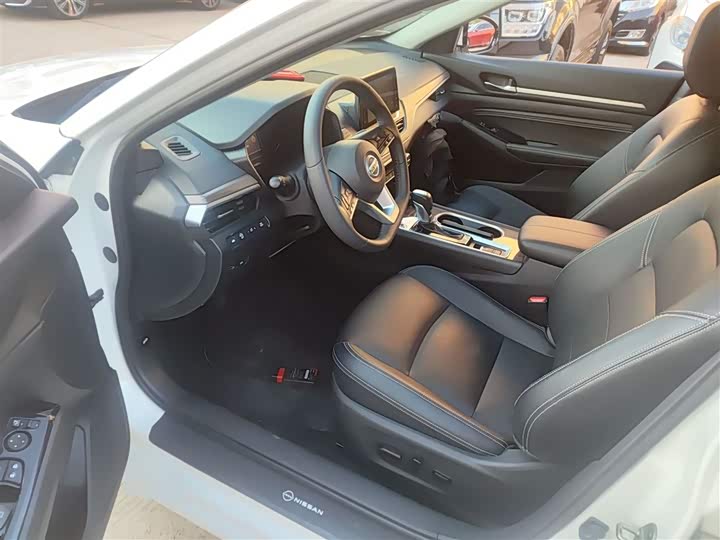 Фото 16 - Nissan Teana