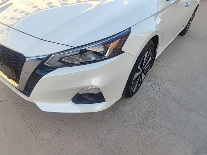 Фото 24 - Nissan Teana