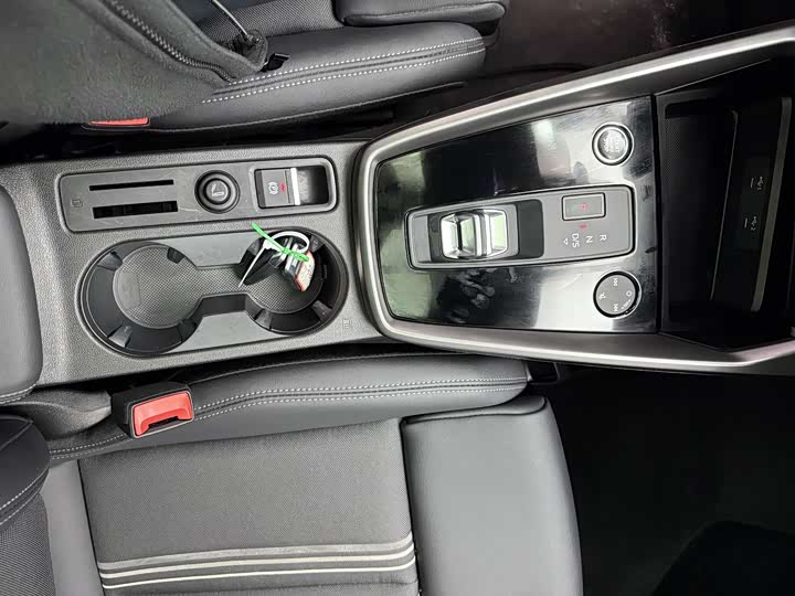 Фото 14 - Audi A3