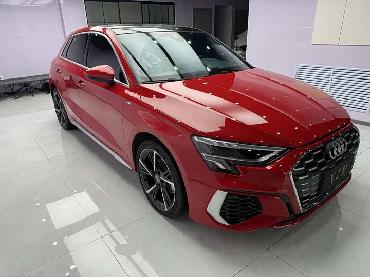 Фото 5 - Audi A3