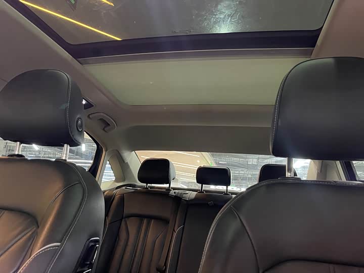 Фото 11 - Volkswagen Passat