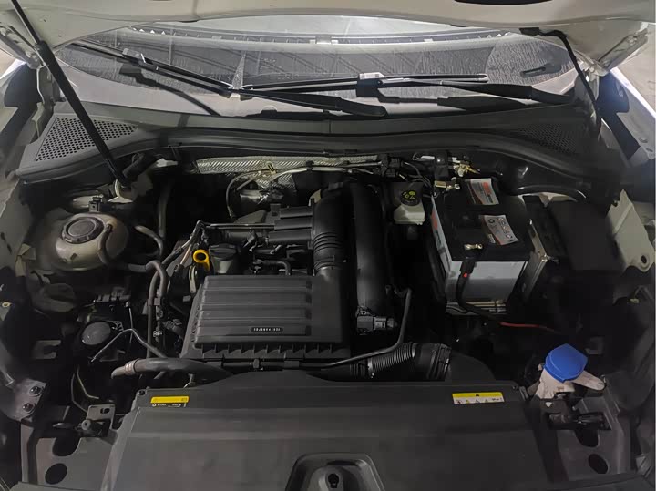 Фото 15 - Volkswagen Tayron