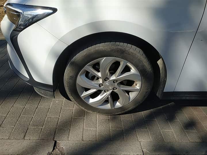 Фото 23 - Buick Velite 6