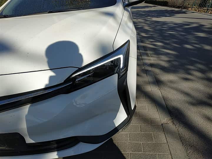 Фото 24 - Buick Velite 6