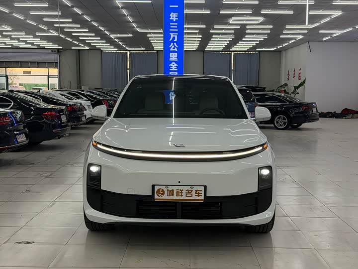 Фото 2 - LiXiang L6