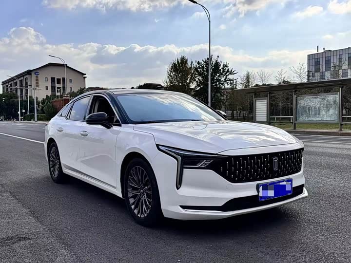 Фото 3 - Bestune B70