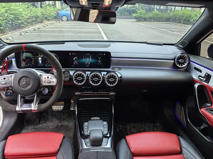 Фото 7 - Mercedes-Benz A-Class AMG