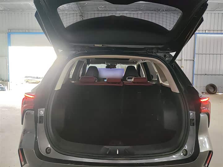 Фото 19 - Changan CS75 Plus