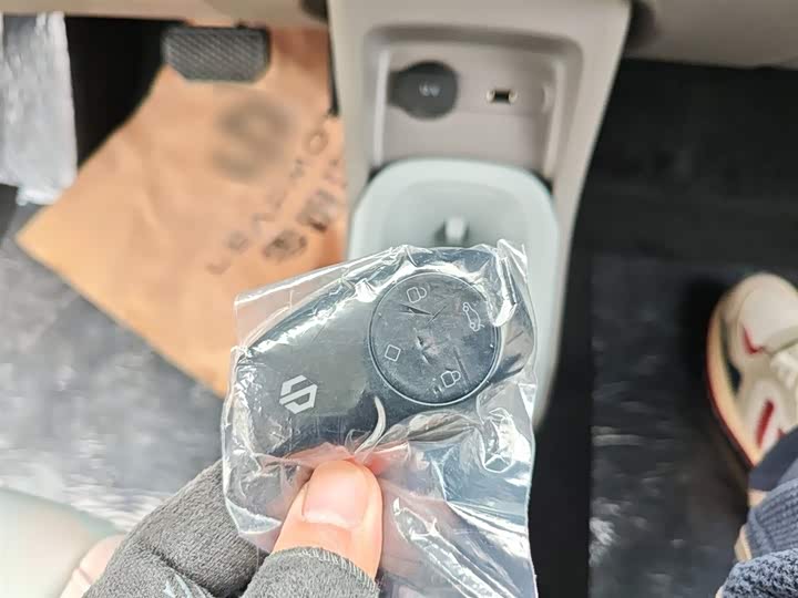 Фото 11 - Leapmotor T03