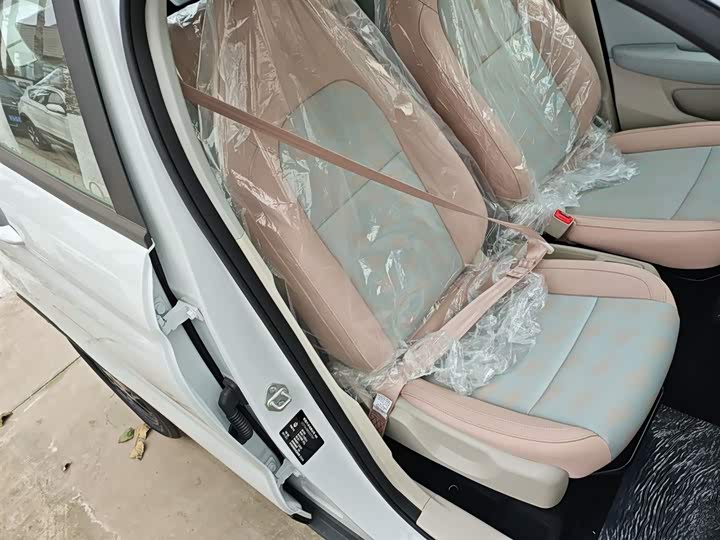 Фото 16 - Leapmotor T03