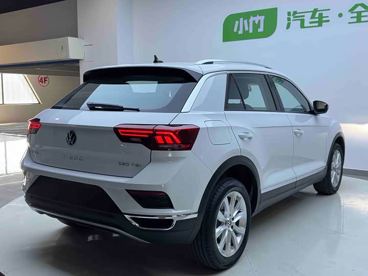 Фото 6 - Volkswagen T-Roc