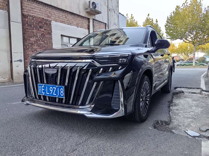 Фото 1 - Geely Okavango L