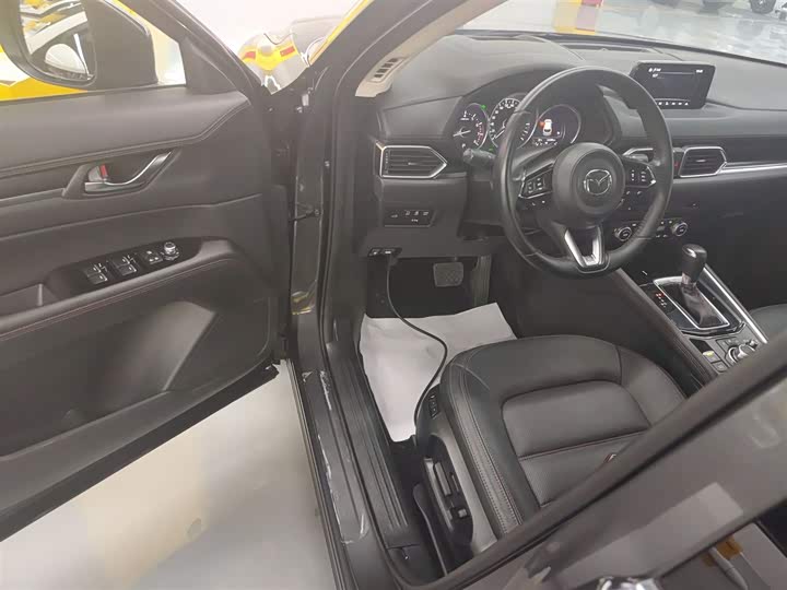 Фото 16 - Mazda CX-5