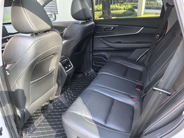 Фото 18 - Chery Tiggo 8