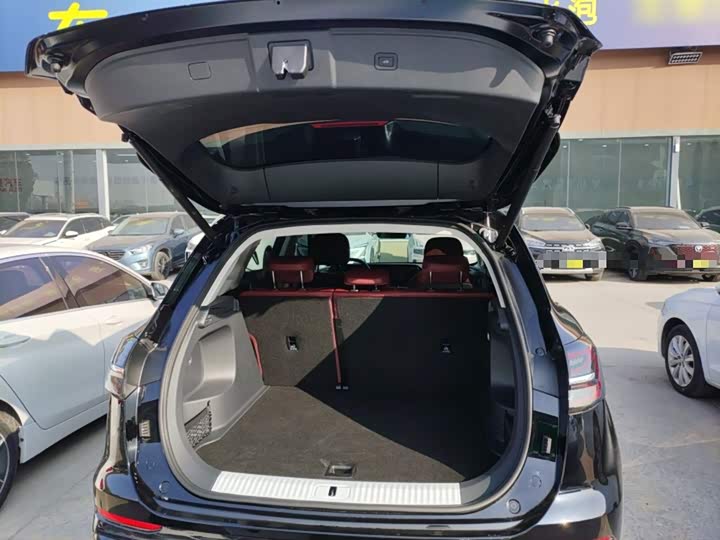 Фото 9 - Hongqi HS5