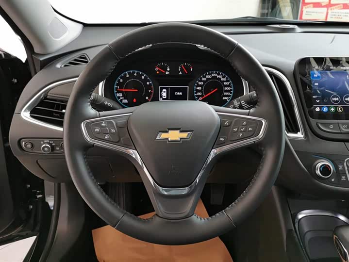 Фото 15 - Chevrolet Malibu XL