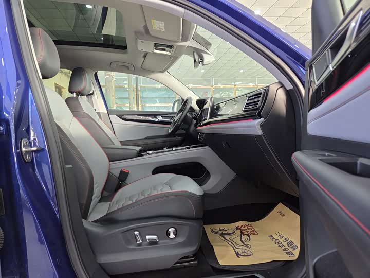 Фото 13 - Volkswagen Teramont X