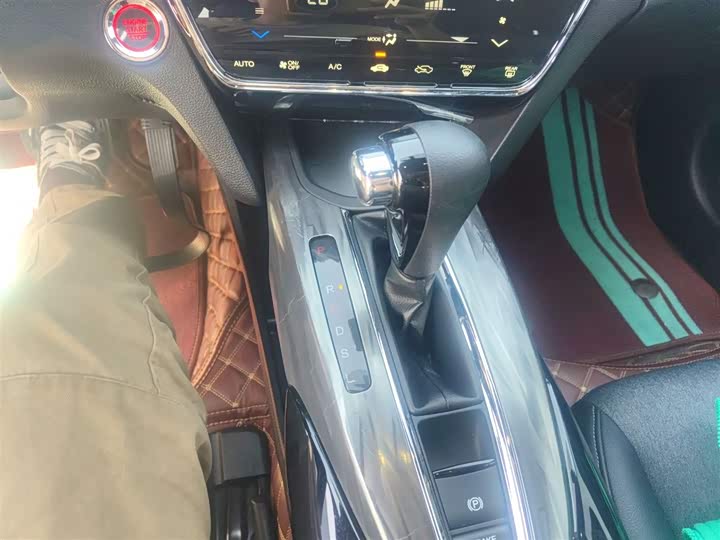 Фото 14 - Honda XR-V