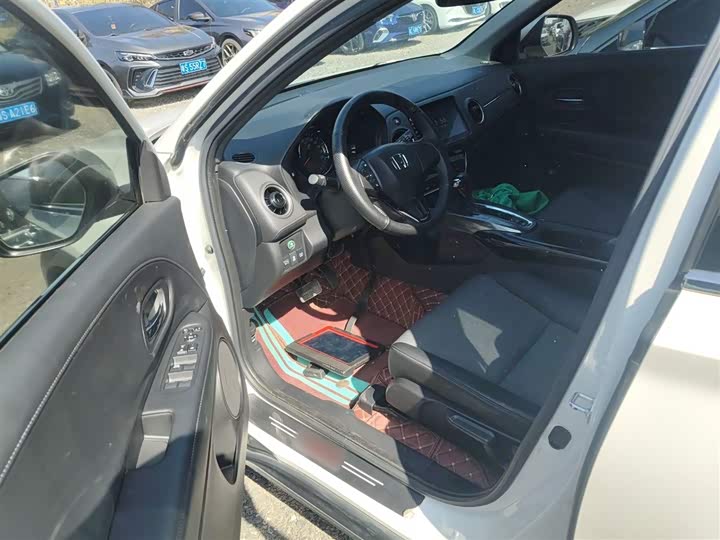 Фото 16 - Honda XR-V