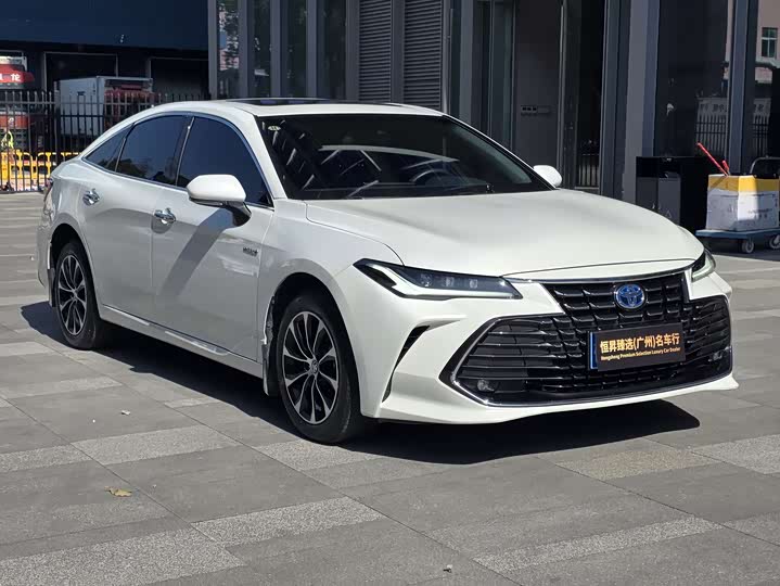 Фото 3 - Toyota Avalon