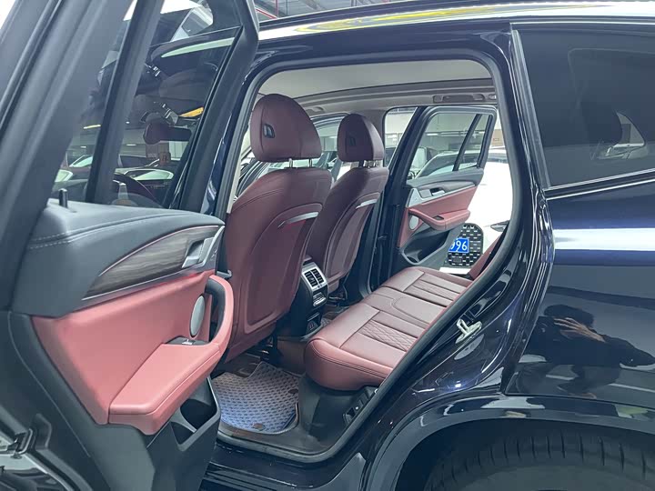 Фото 14 - BMW X3