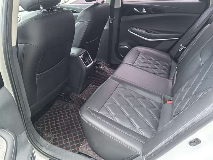 Фото 10 - Changan Raeton CC