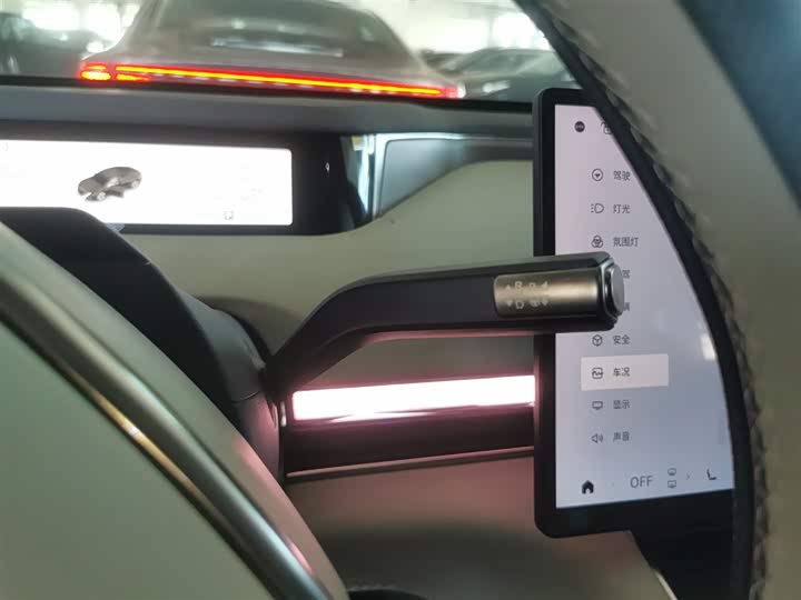 Фото 14 - Exeed Sterra ES