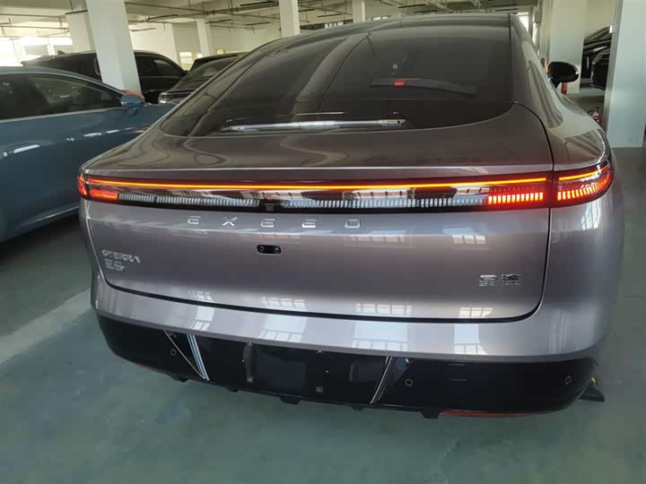 Фото 6 - Exeed Sterra ES