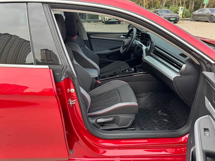 Фото 12 - Volkswagen Lamando L