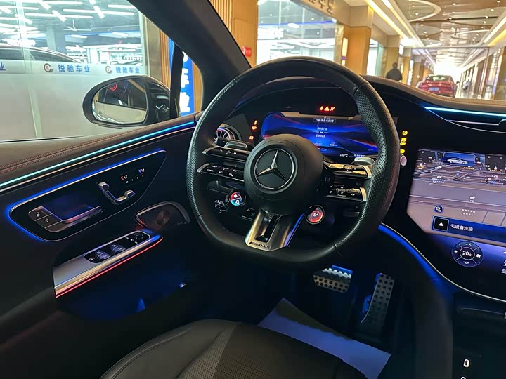 Фото 18 - Mercedes-Benz EQE AMG