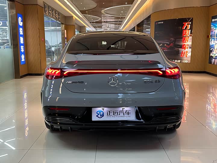 Фото 7 - Mercedes-Benz EQE AMG