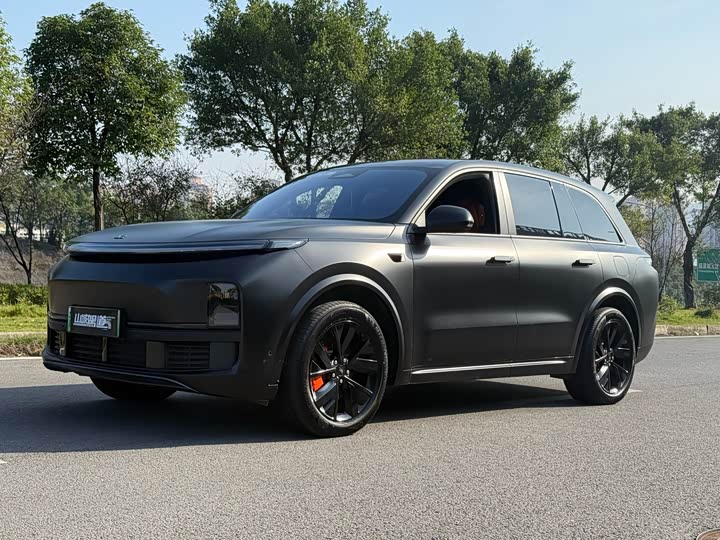 Фото 1 - LiXiang L8