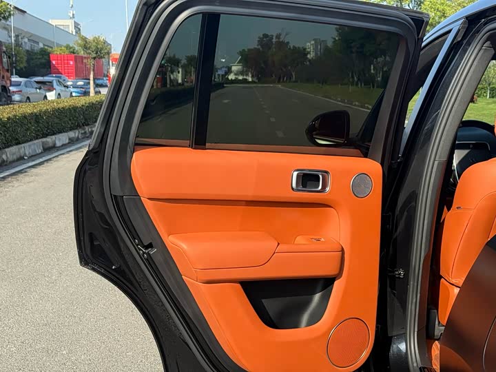 Фото 14 - LiXiang L8