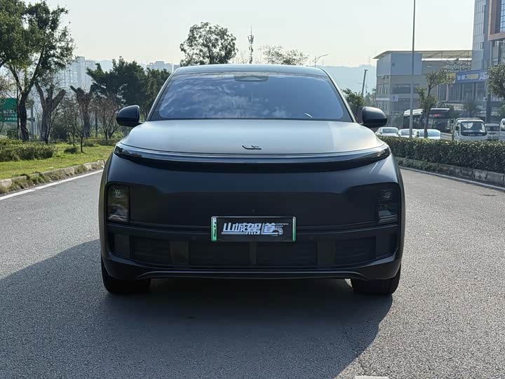 Фото 2 - LiXiang L8