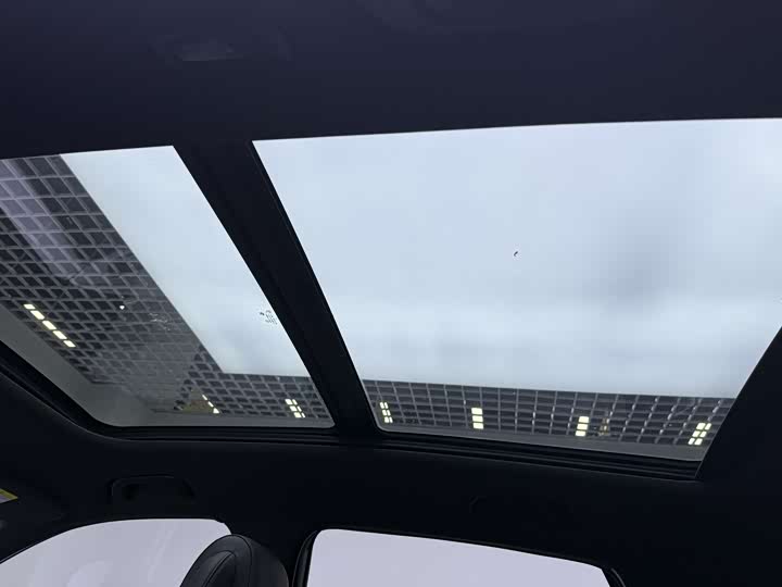 Фото 14 - Geely Galaxy L7