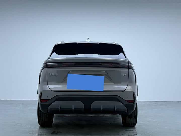 Фото 5 - Geely Galaxy L7