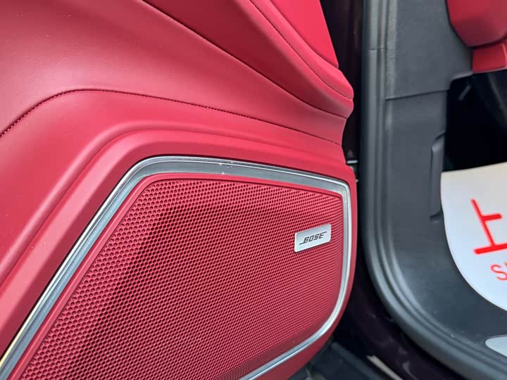 Фото 10 - Porsche Panamera