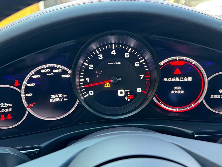 Фото 24 - Porsche Panamera