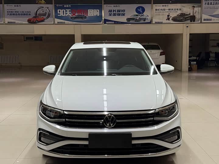 Фото 2 - Volkswagen Bora