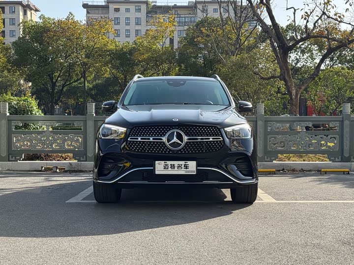 Фото 1 - Mercedes-Benz GLE-Class