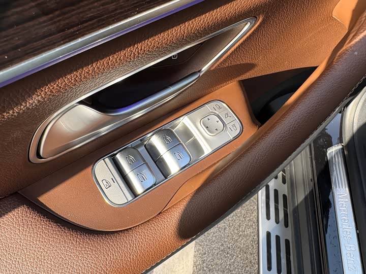 Фото 14 - Mercedes-Benz GLE-Class