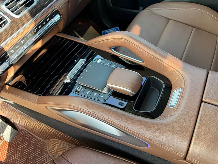 Фото 20 - Mercedes-Benz GLE-Class