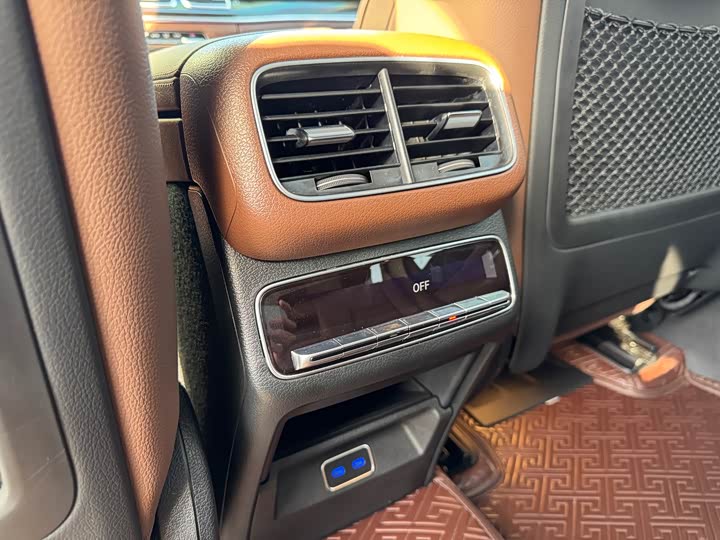 Фото 22 - Mercedes-Benz GLE-Class