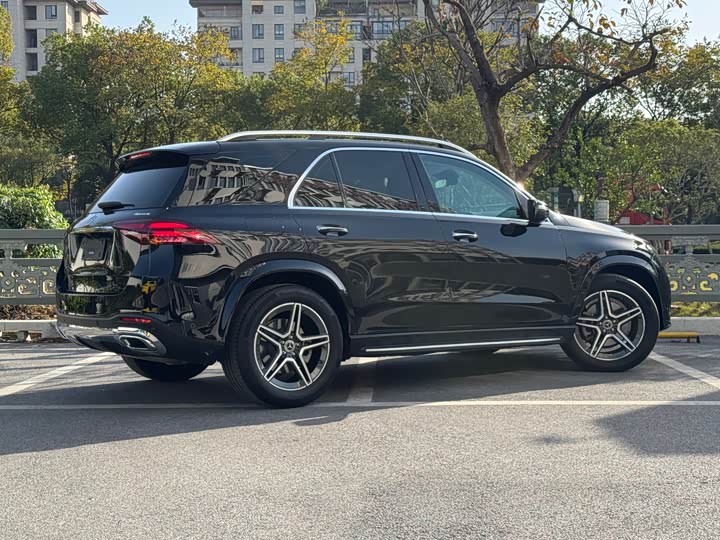 Фото 4 - Mercedes-Benz GLE-Class