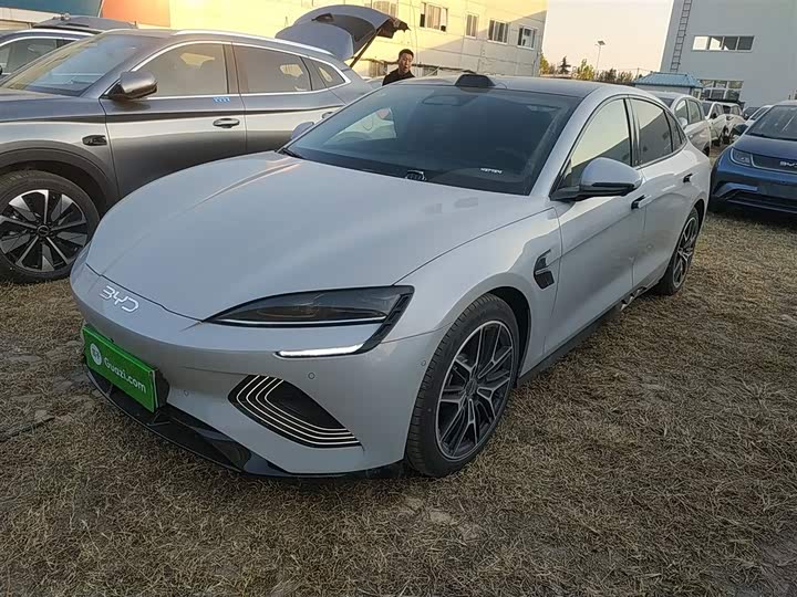 Фото 1 - BYD Seal