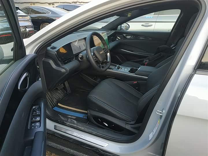 Фото 16 - BYD Seal