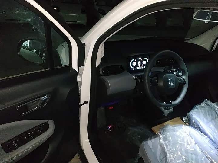 Фото 13 - Leapmotor T03