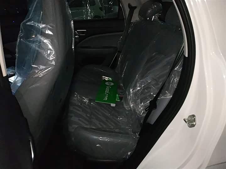 Фото 14 - Leapmotor T03