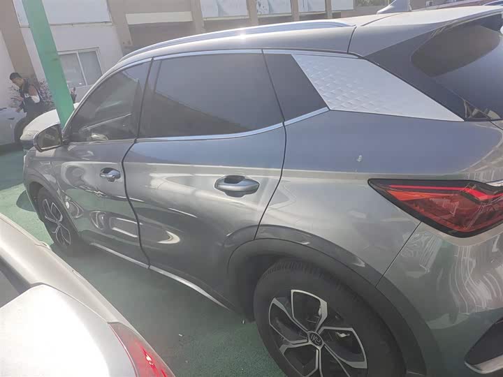 Фото 5 - BYD Yuan Plus