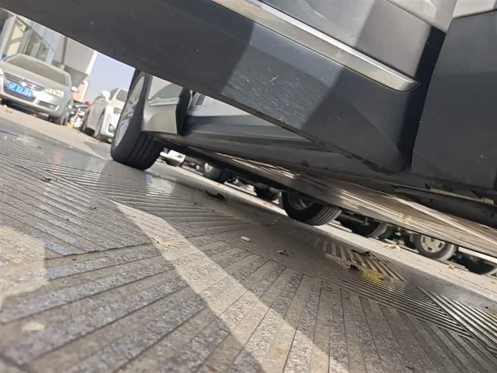 Фото 21 - Nio EC6